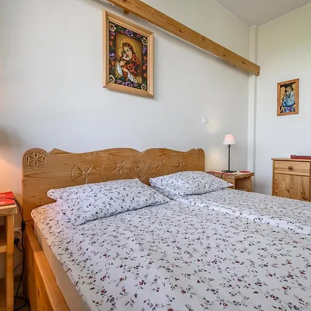 Apartamenty& Pod Giewontem شقة *